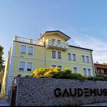 Locanda Gaudemus ซิสเตียนา ภายนอก รูปภาพ