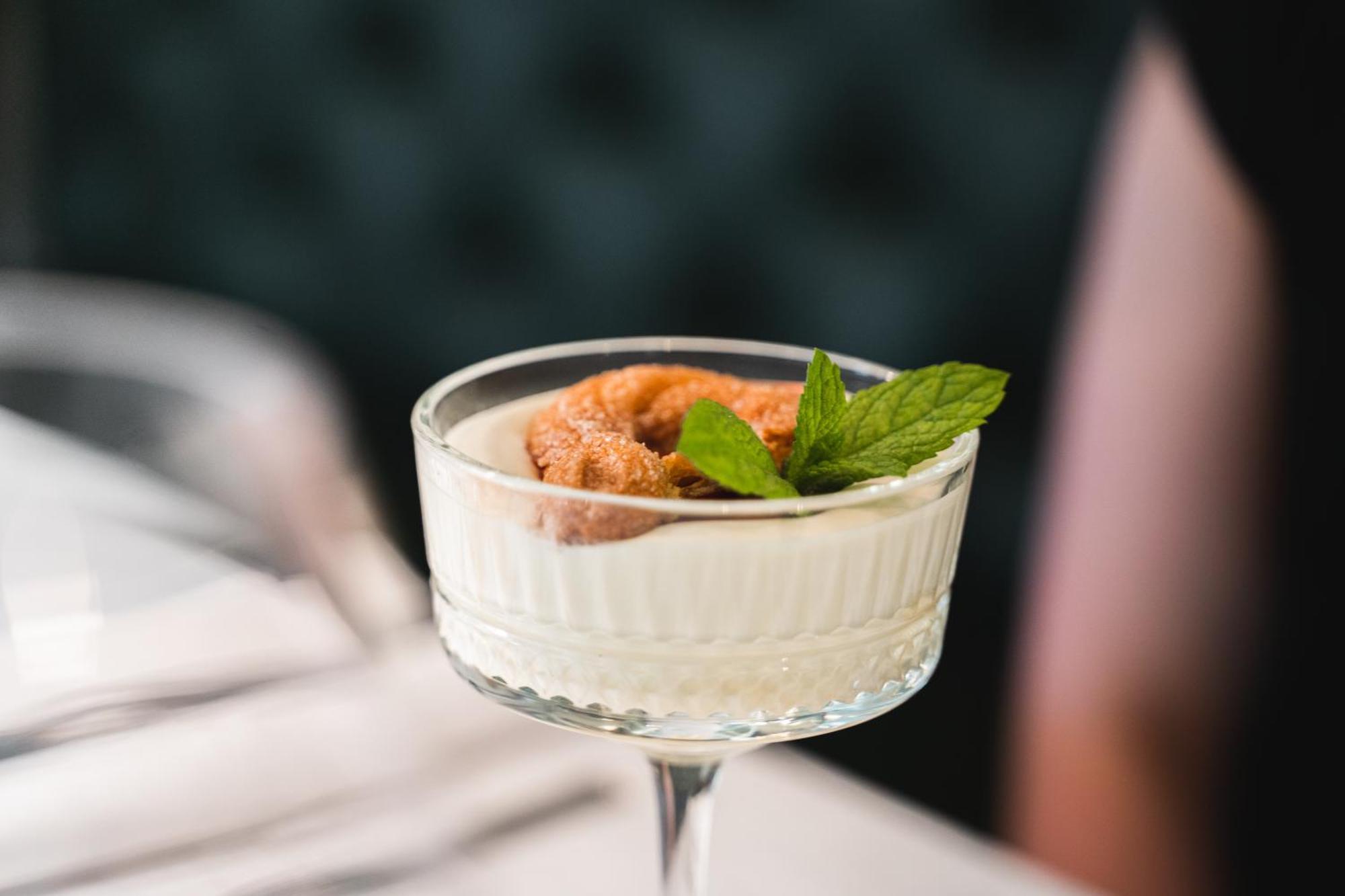 Locanda Gaudemus ซิสเตียนา ภายนอก รูปภาพ